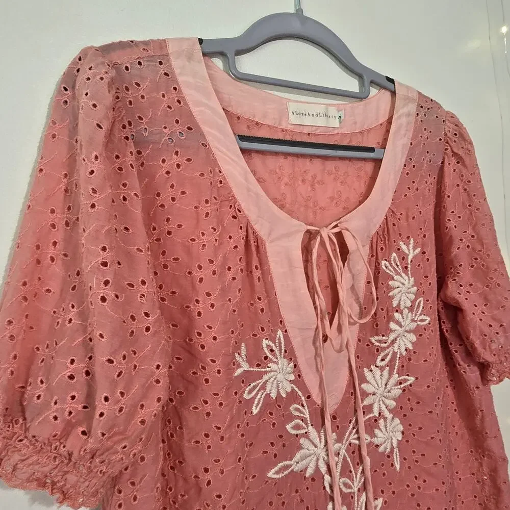 JOHNNY WAS 4 LOVE AND LIBERTY Silk Blend Eyelet Embroidered Blouse Small Coral